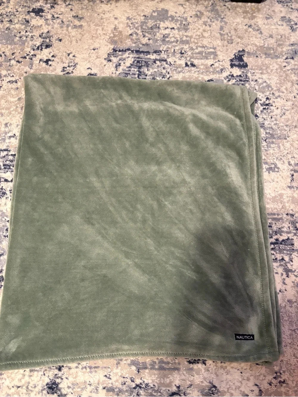 Nautica Home Plush Throw in Sage